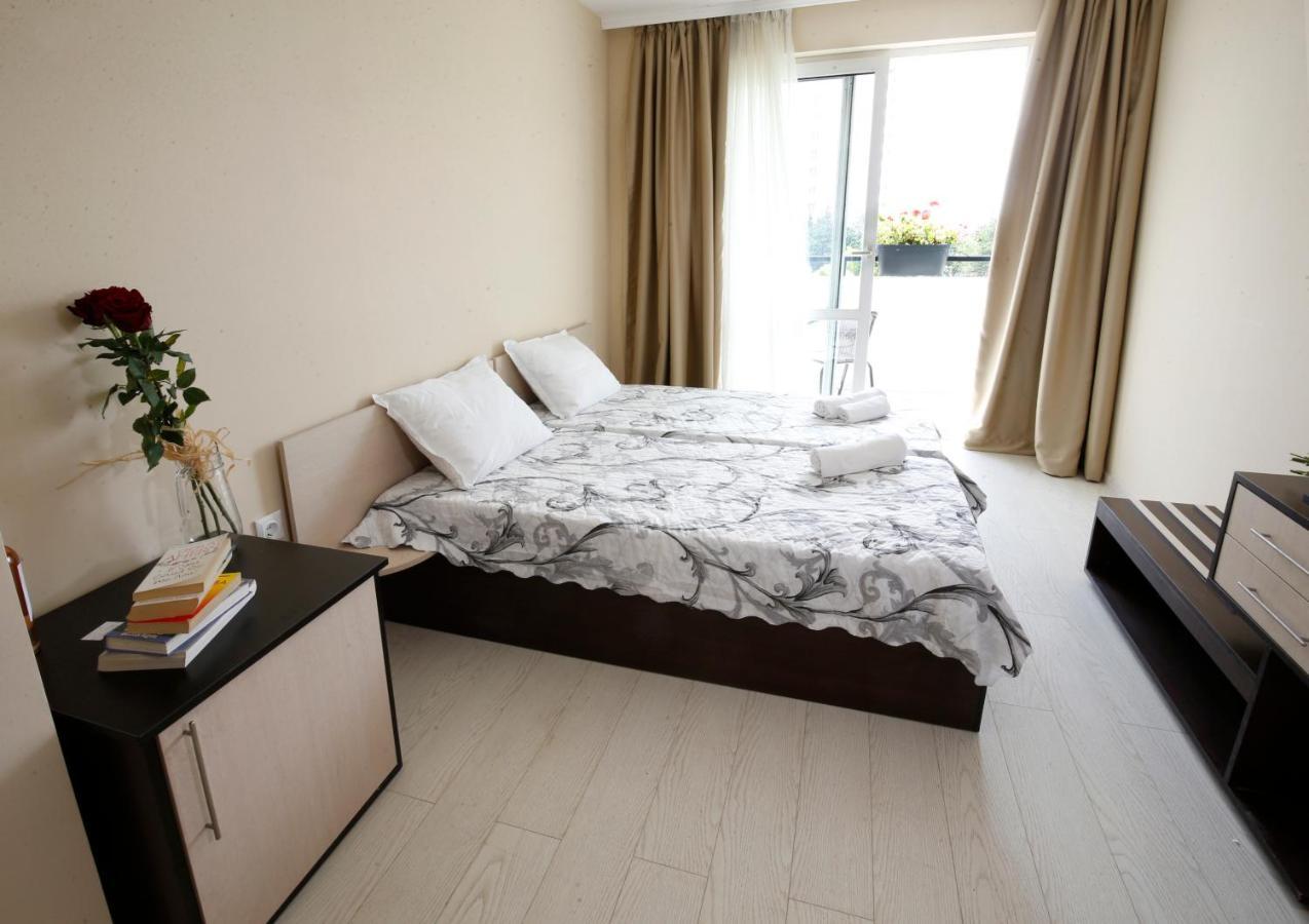 Stayinn Rainbow Houses Beachfront By Asteri Hotels Sunny Beach Exterior photo