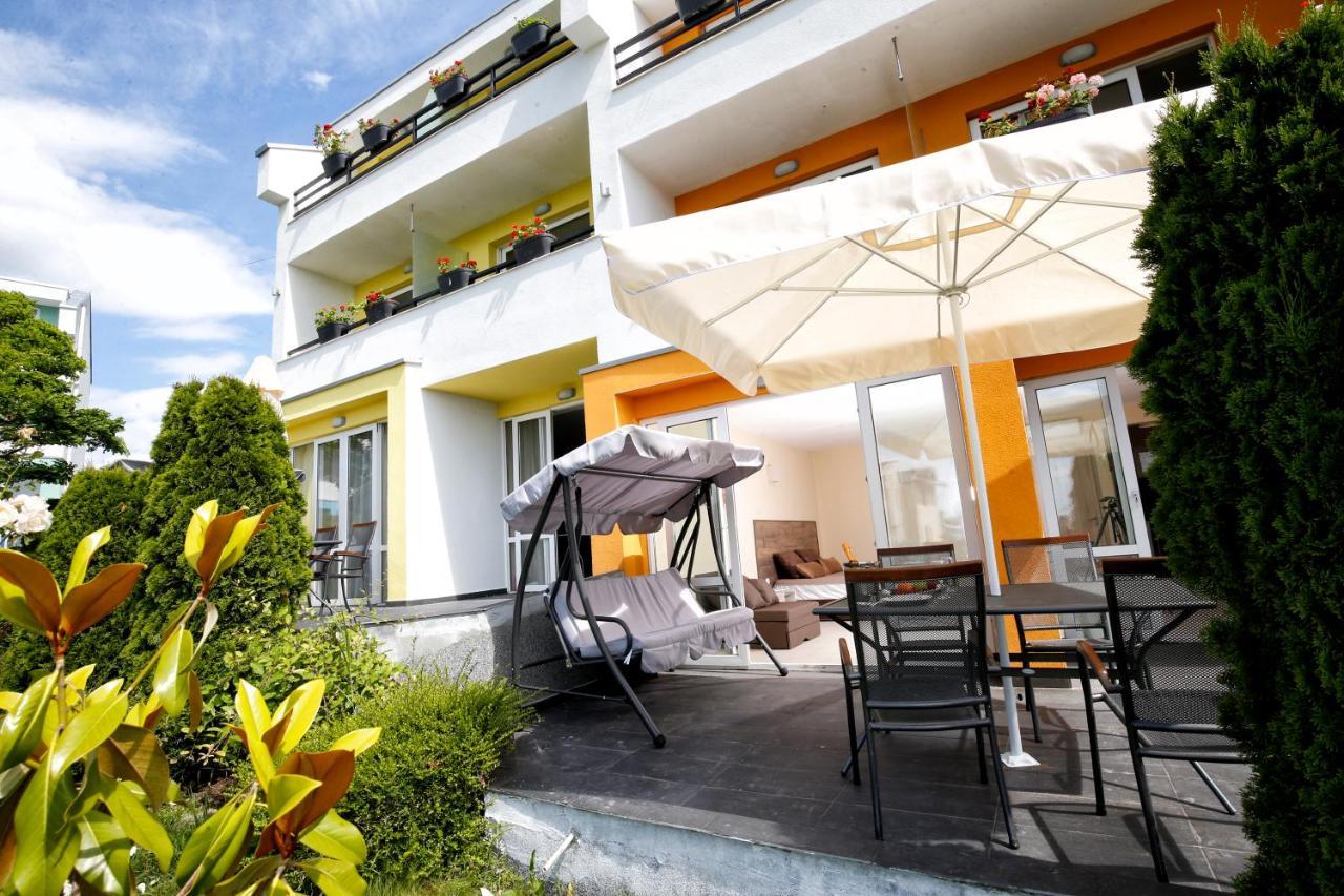 Stayinn Rainbow Houses Beachfront By Asteri Hotels Sunny Beach Exterior photo