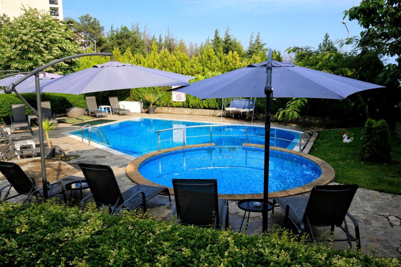 Stayinn Rainbow Houses Beachfront By Asteri Hotels Sunny Beach Exterior photo